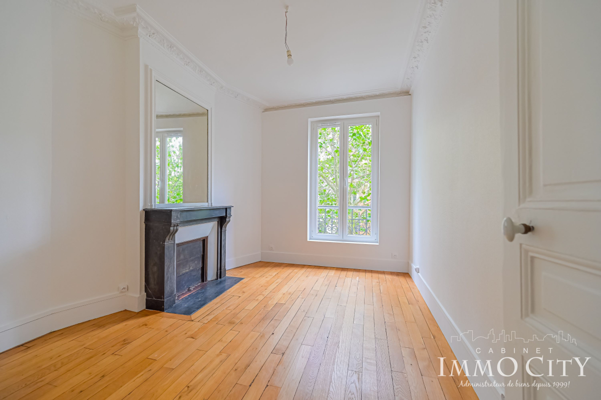 Location Appartement  4 pièces - 87m² 75003 Paris