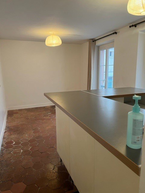 Location Appartement  1 pièce (studio) - 25m² 75018 Paris
