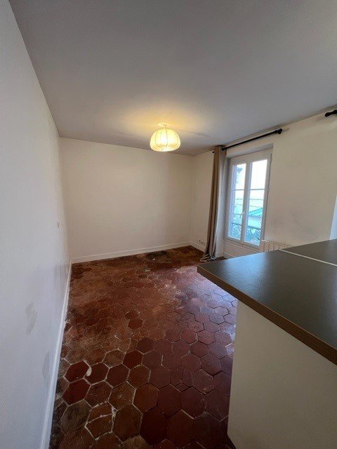 Location Appartement  1 pièce (studio) - 25m² 75018 Paris