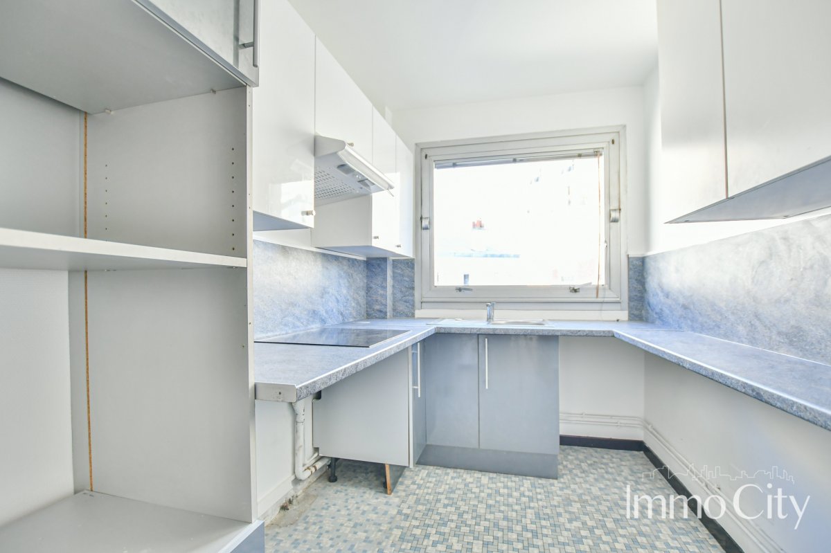 Location Appartement  3 pièces - 77.3m² 75012 Paris