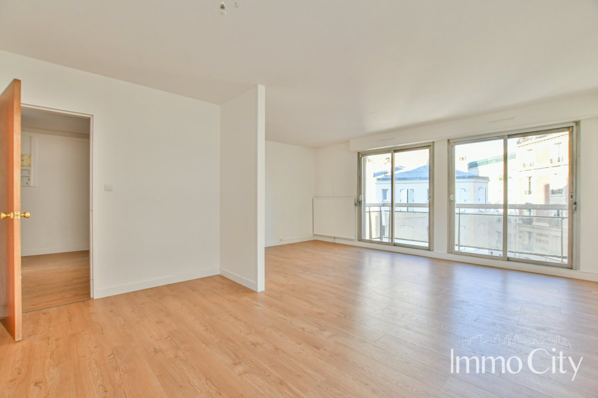 Location Appartement  3 pièces - 77.3m² 75012 Paris