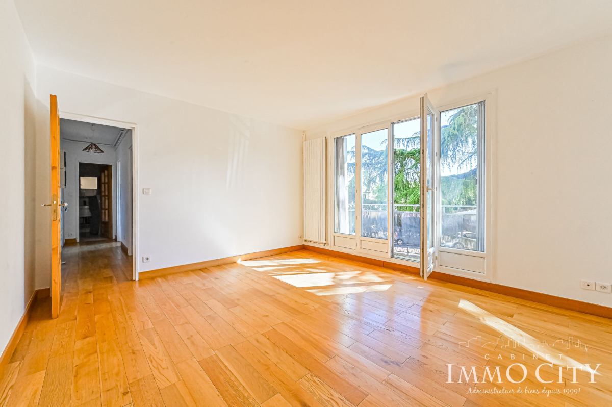 Location Appartement  2 pièces - 45.82m² 93100 Montreuil