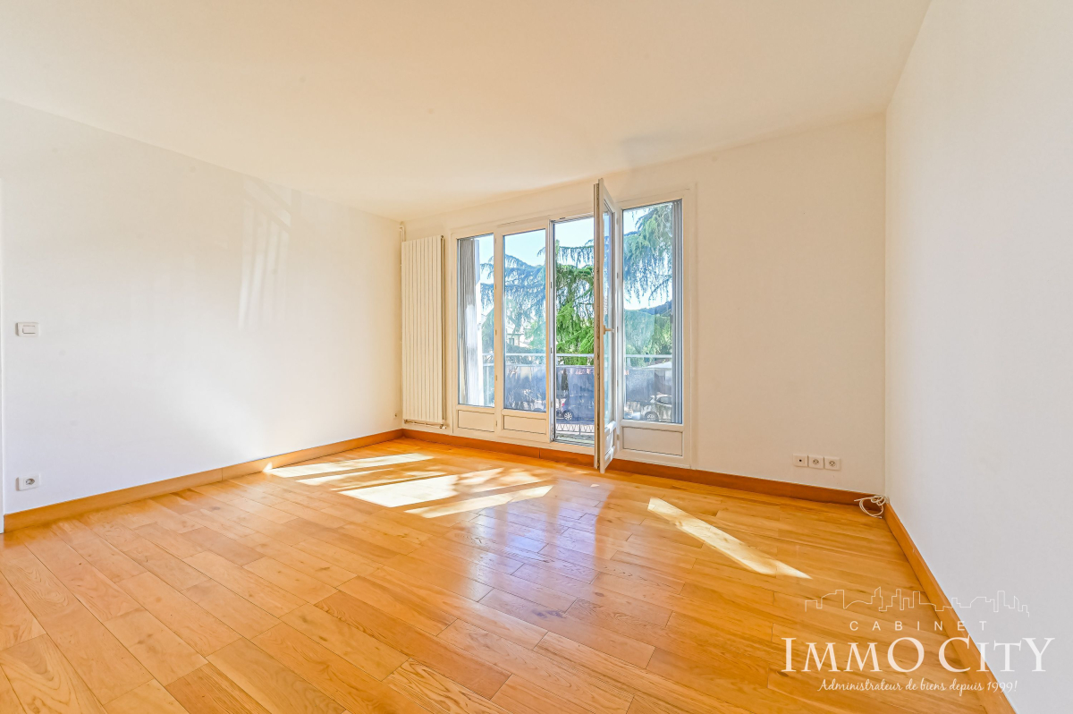Location Appartement  2 pièces - 45.82m² 93100 Montreuil