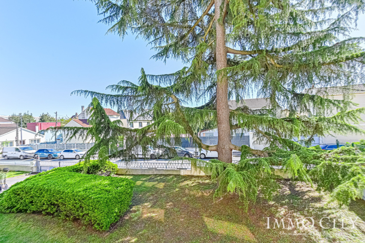 Location Appartement  2 pièces - 45.82m² 93100 Montreuil