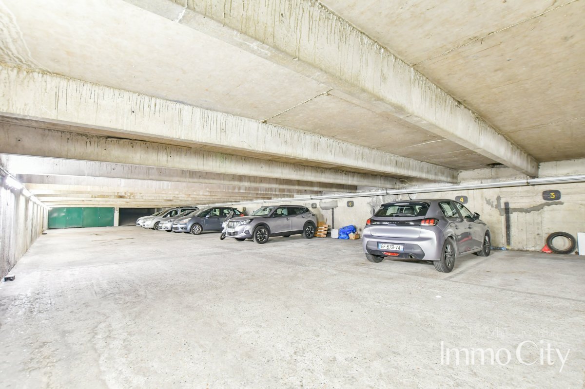 Location Parking  - 10m² 94120 Fontenay-sous-bois