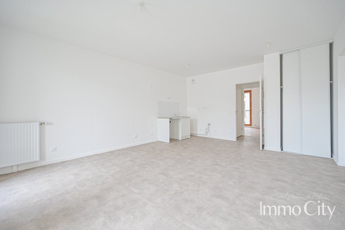 Location Appartement  3 pièces - 61.8m² 93200 Saint-denis