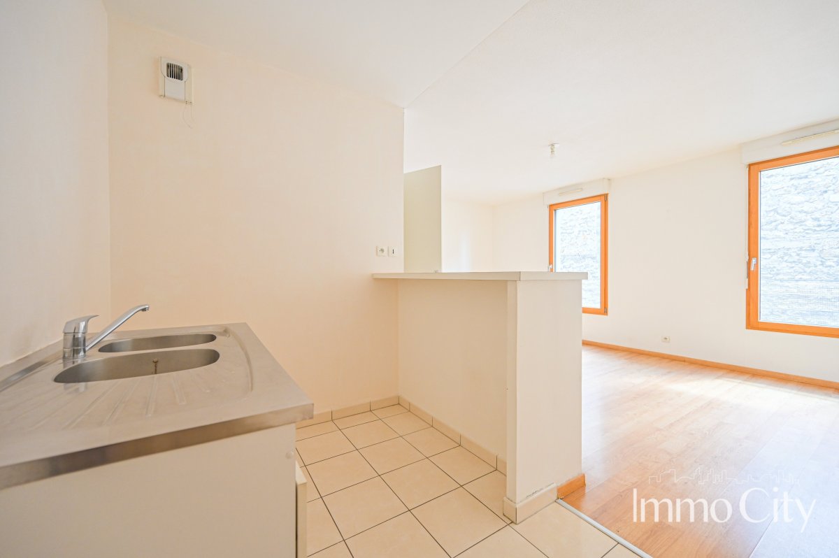 Vente Appartement  2 pièces - 43.84m² 93100 Montreuil