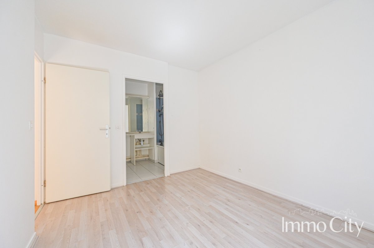 Vente Appartement  2 pièces - 43.84m² 93100 Montreuil