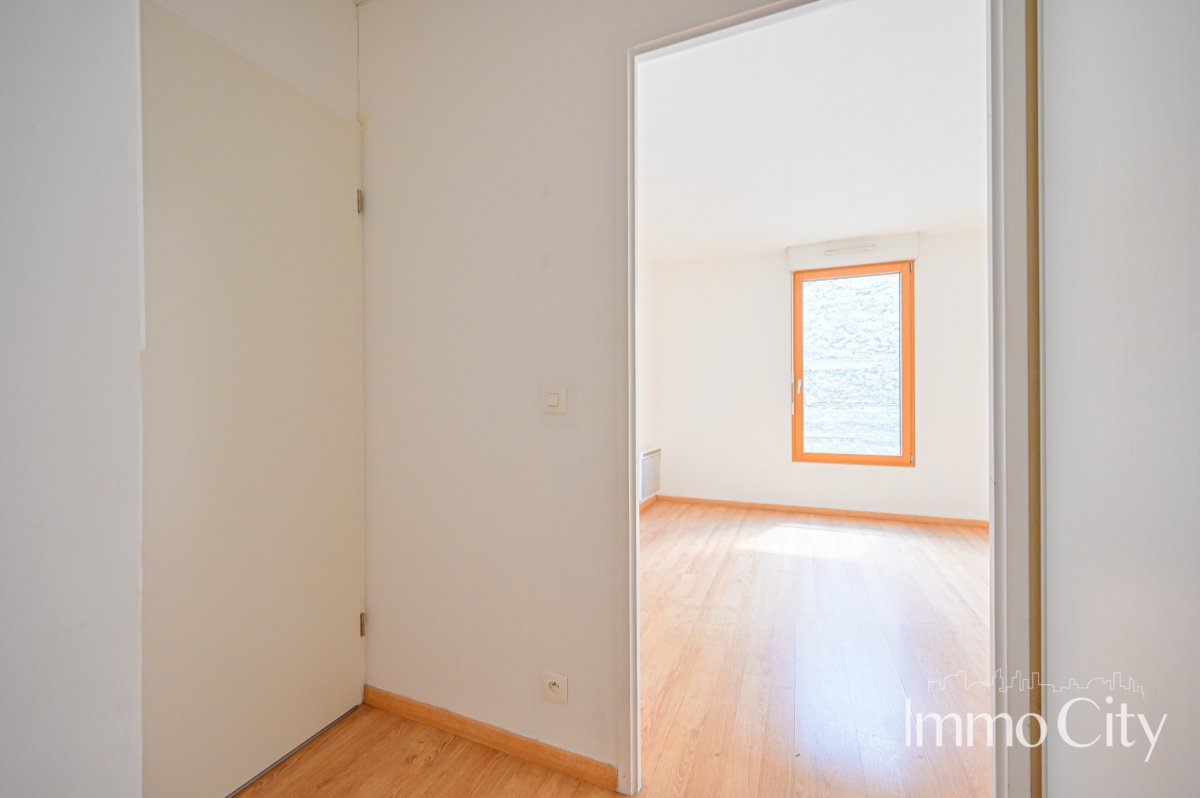 Vente Appartement  2 pièces - 43.84m² 93100 Montreuil