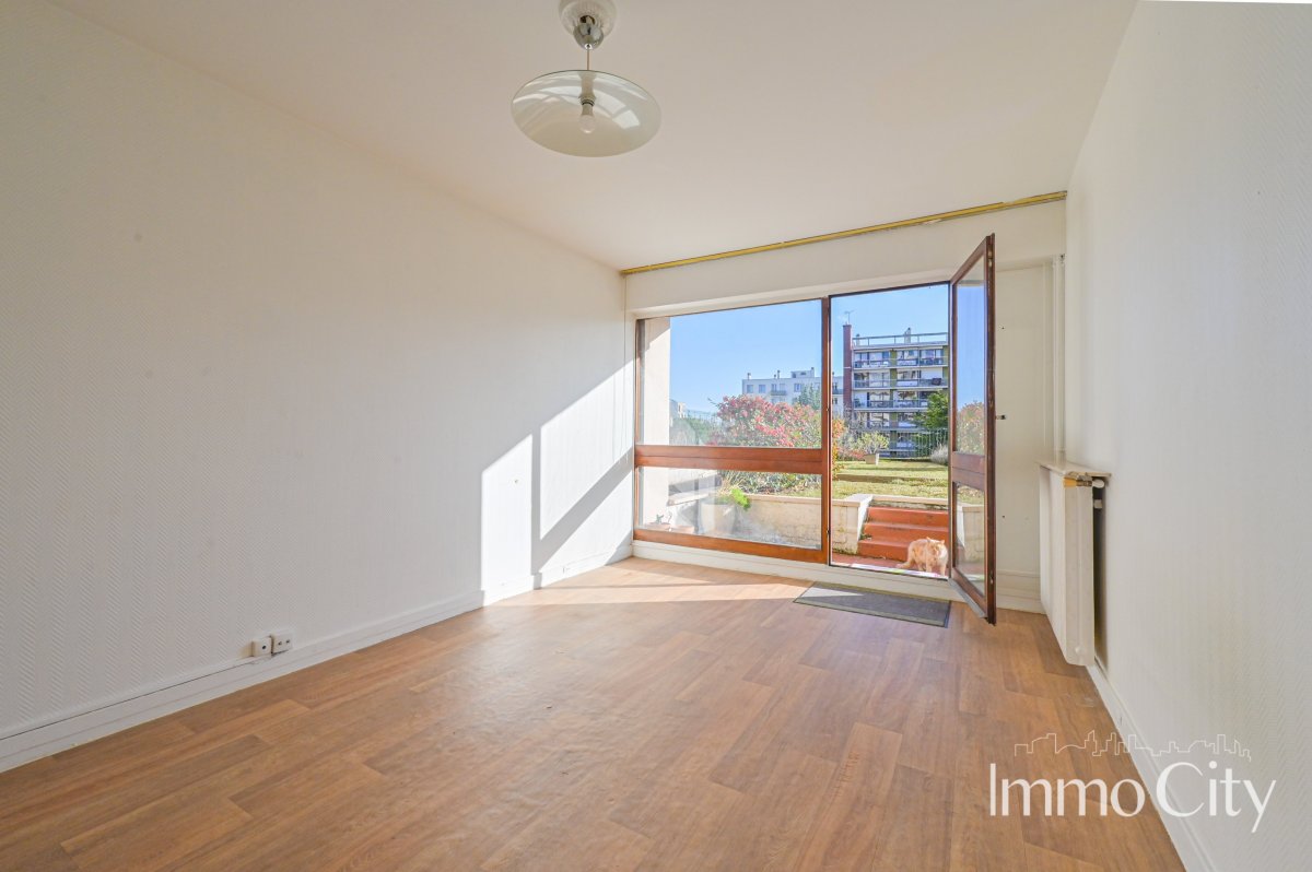 Vente Appartement  1 pièce (studio) - 30.72m² 93100 Montreuil