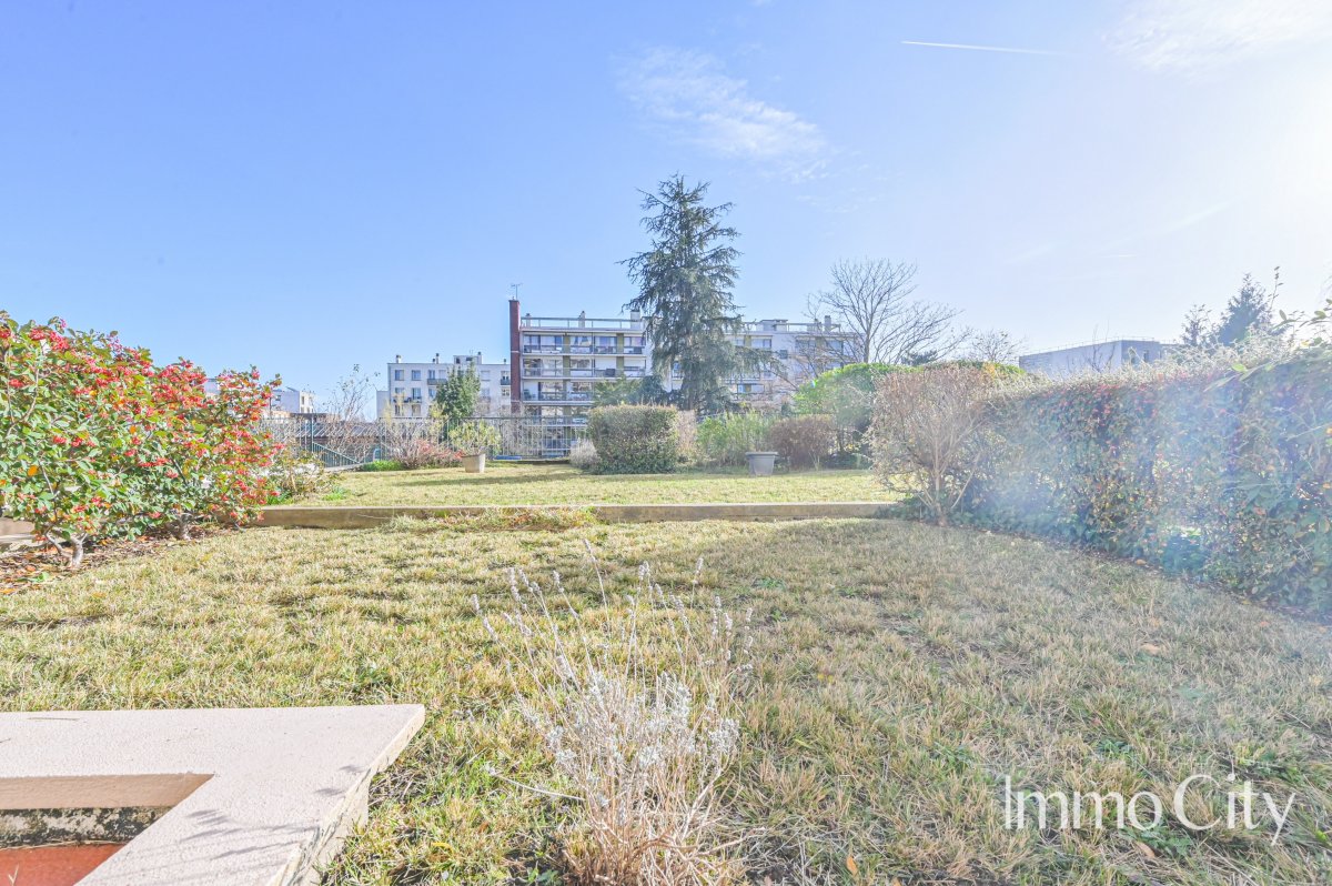 Vente Appartement  1 pièce (studio) - 30.72m² 93100 Montreuil