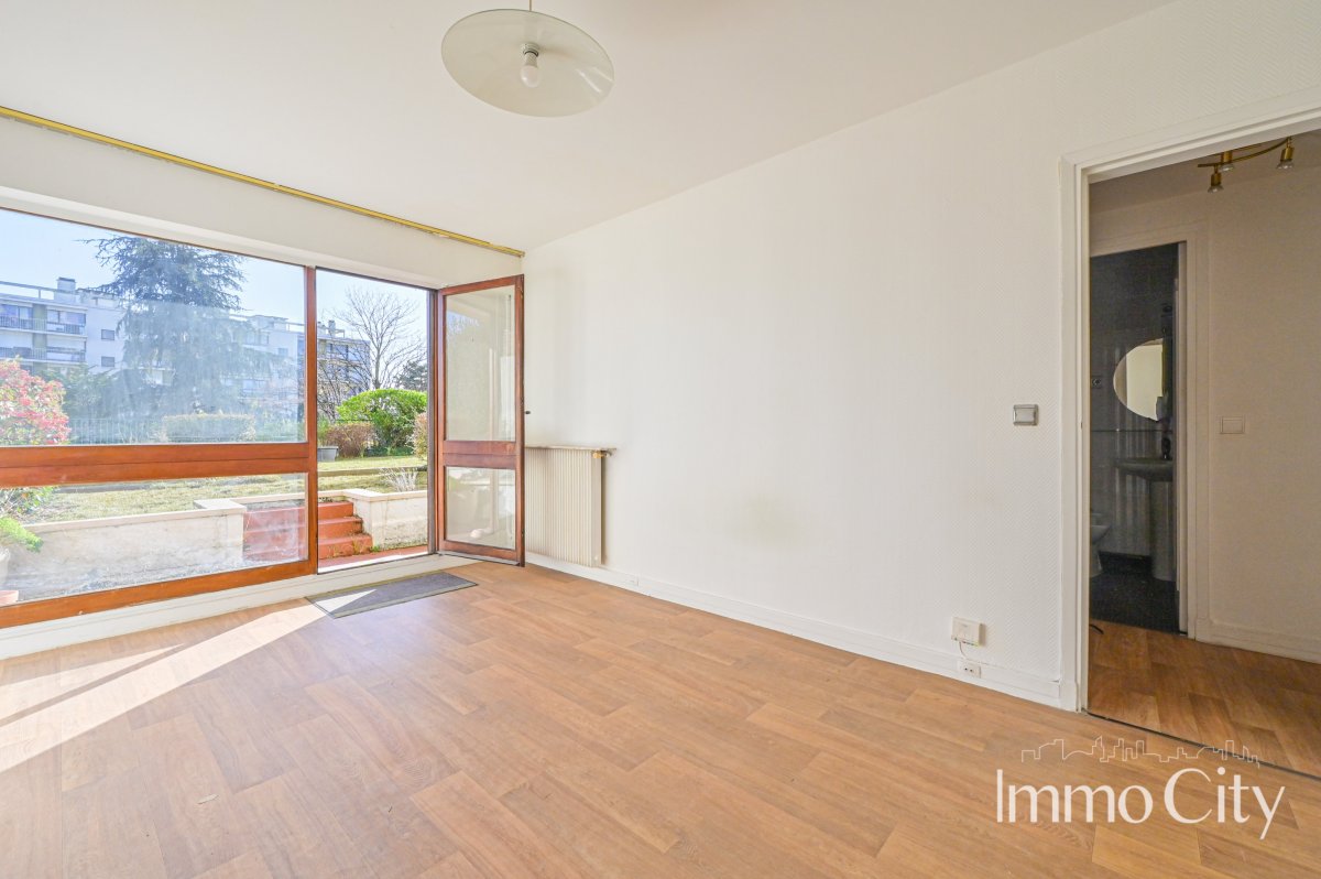 Vente Appartement  1 pièce (studio) - 30.72m² 93100 Montreuil