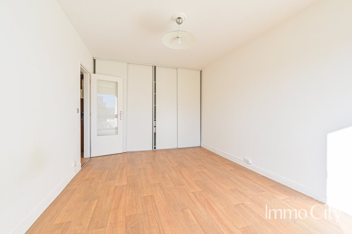 Vente Appartement  1 pièce (studio) - 30.72m² 93100 Montreuil