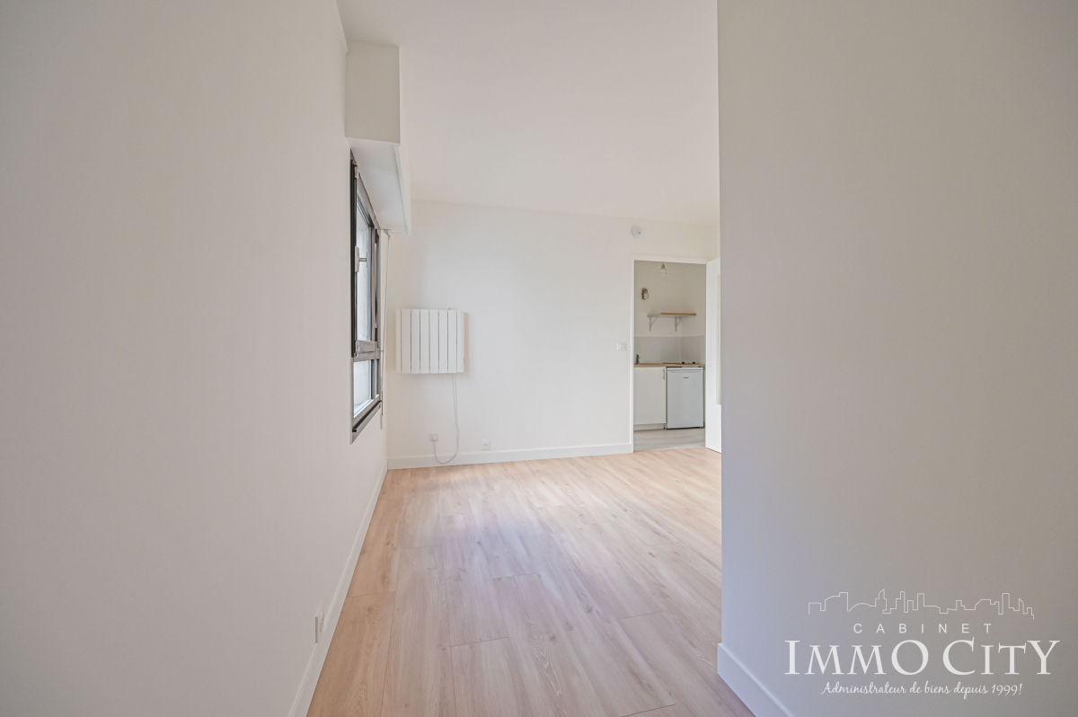 Location Appartement  1 pièce (studio) - 19m² 75012 Paris