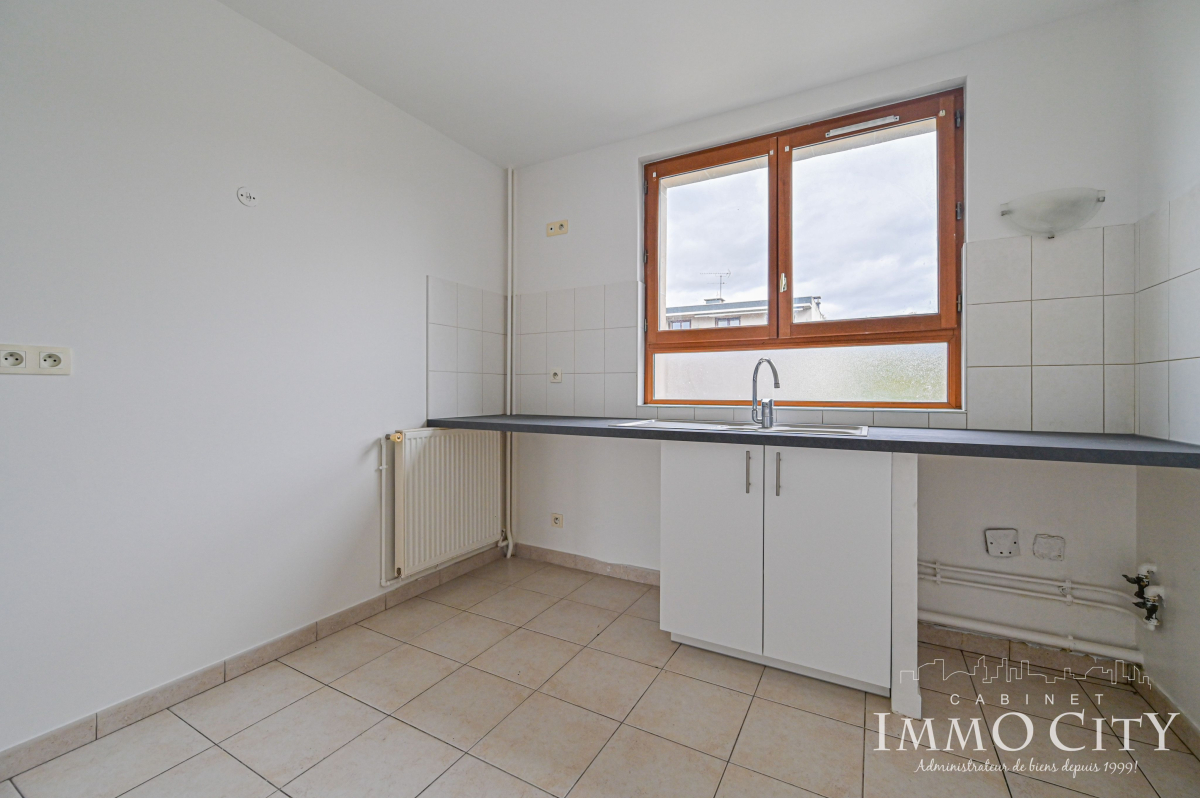 Location Appartement  2 pièces - 52.08m² 94120 Fontenay-sous-bois
