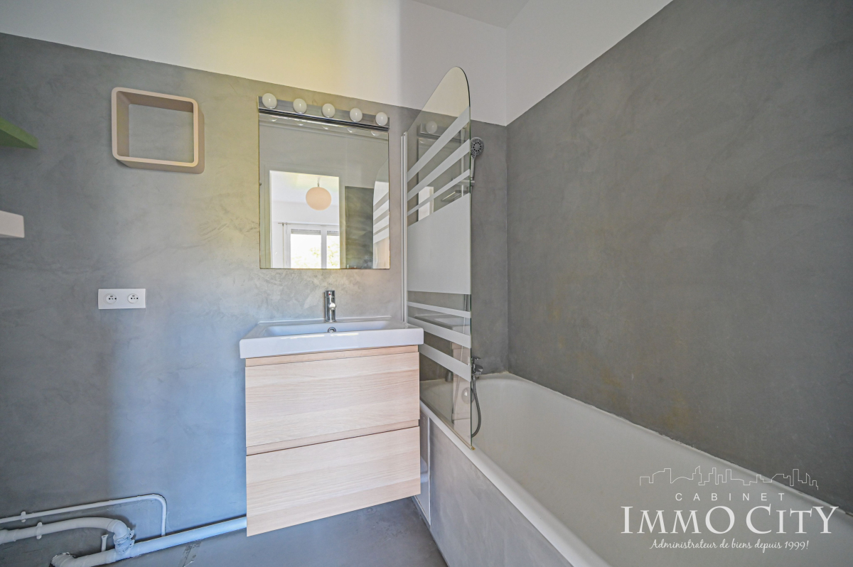 Location Appartement  2 pièces - 46m² 94300 Vincennes