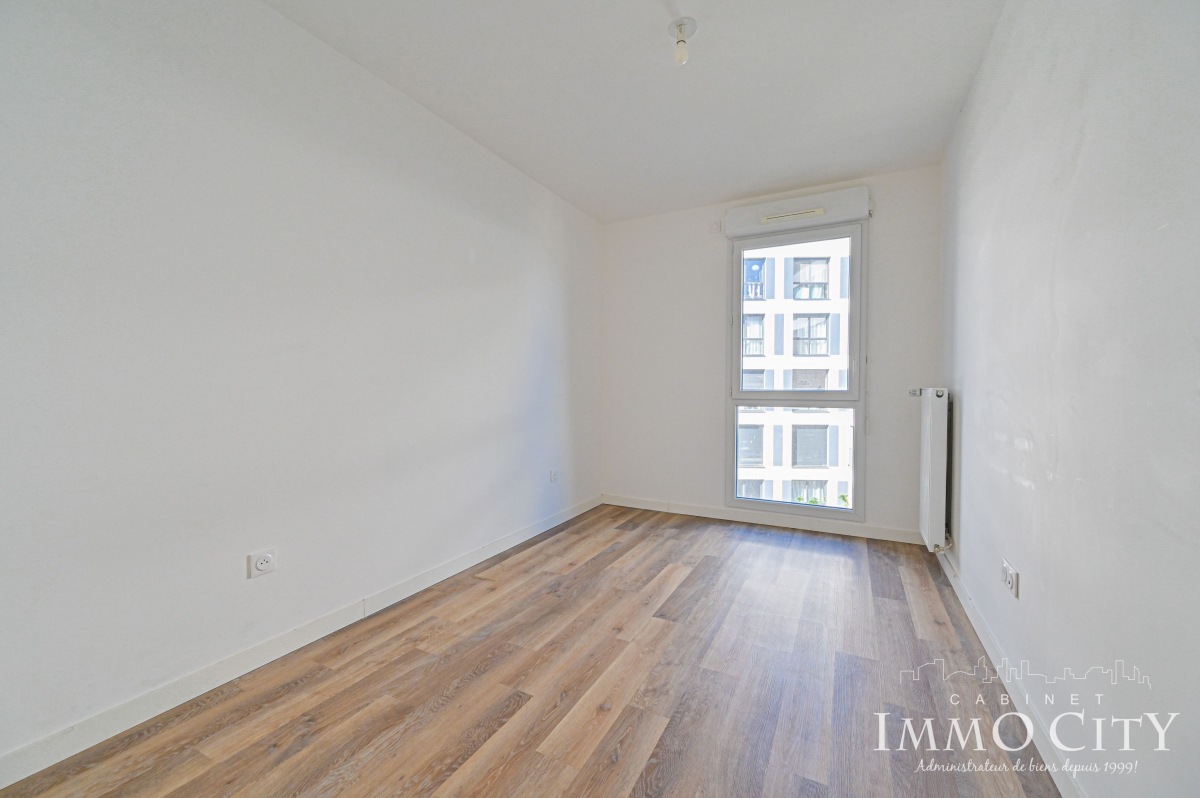 Location Appartement  4 pièces - 81m² 93230 Romainville