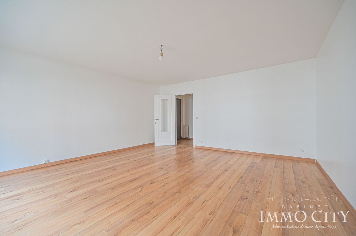 Location Appartement  2 pièces - 57m² 94120 Fontenay-sous-bois