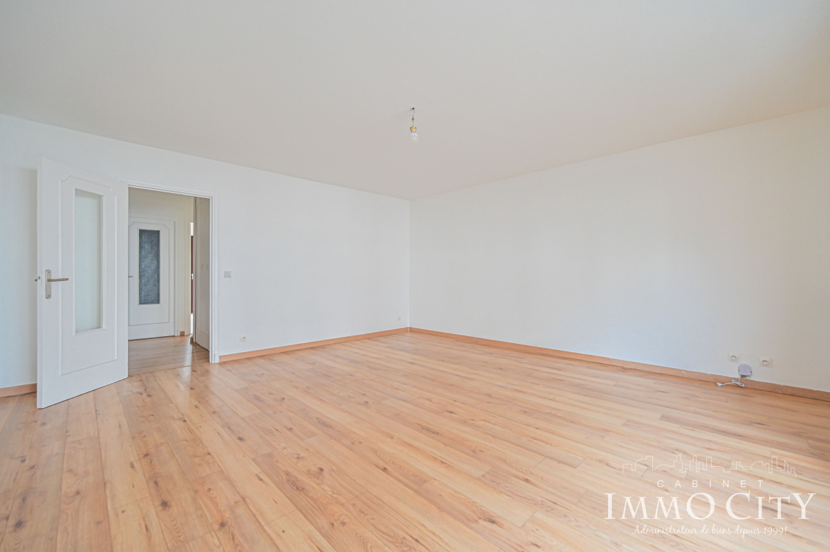 Location Appartement  2 pièces - 57m² 94120 Fontenay-sous-bois