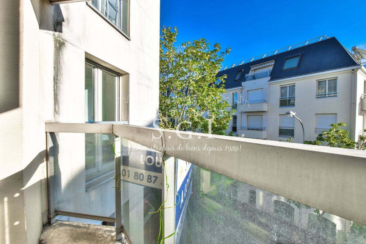 Location Appartement meublé 2 pièces - 37.95m² 92120 Montrouge