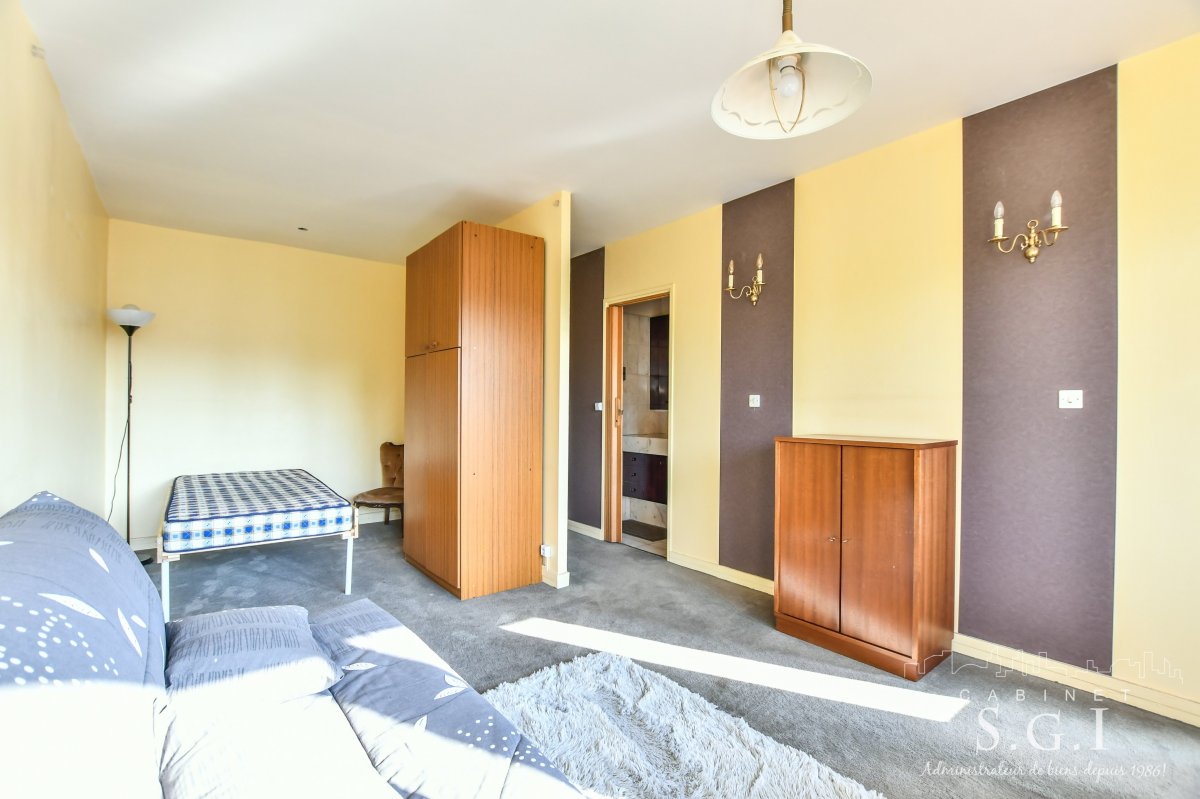 Vente Appartement meublé 1 pièce (studio) - 31.2m² 92120 Montrouge