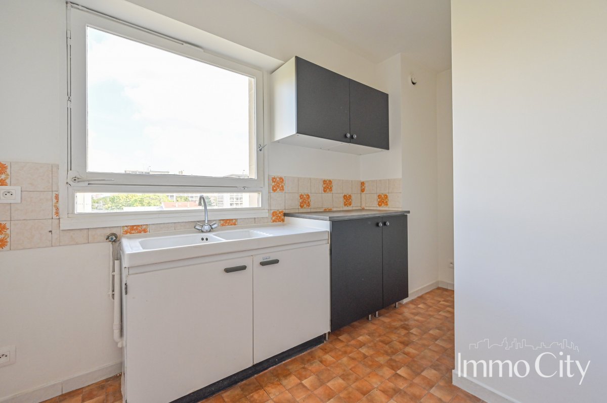 Location Appartement  1 pièce (studio) - 34m² 92120 Montrouge
