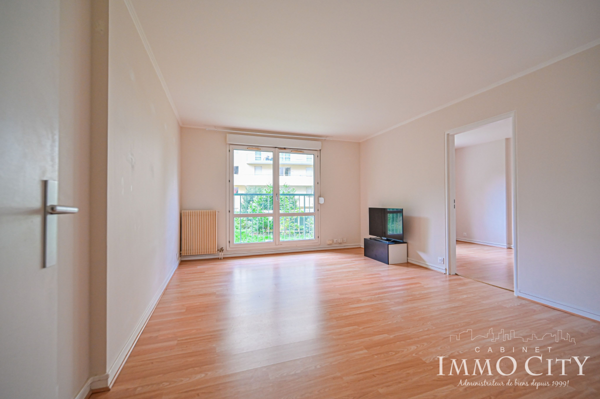 Location Appartement  2 pièces - 47.18m² 92120 Montrouge