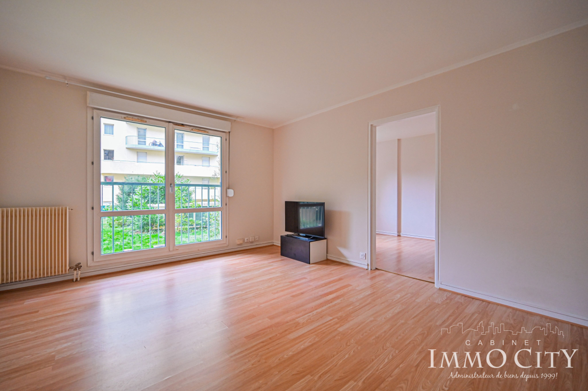Location Appartement  2 pièces - 47.18m² 92120 Montrouge