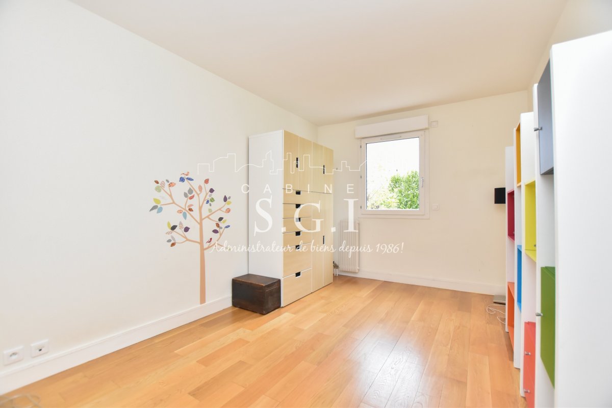 Location Appartement meublé 3 pièces - 68.8m² 92120 Montrouge