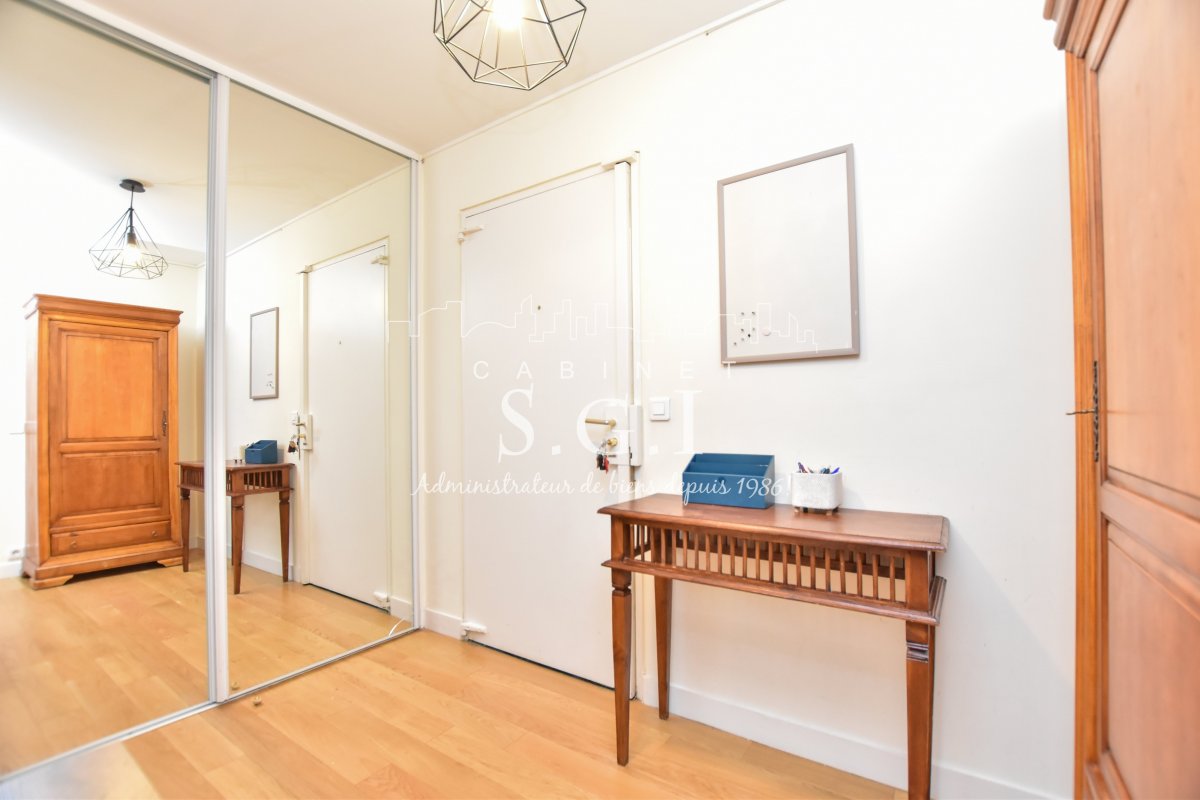 Location Appartement meublé 3 pièces - 68.8m² 92120 Montrouge