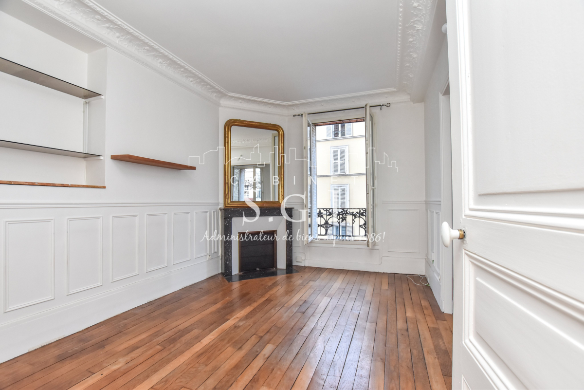 Location Appartement  2 pièces - 45.72m² 92120 Montrouge