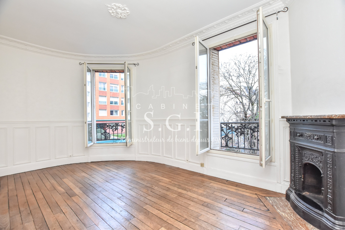 Location Appartement  2 pièces - 45.72m² 92120 Montrouge