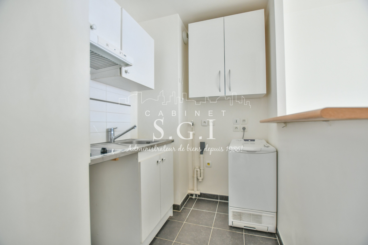 Location Appartement  2 pièces - 42.05m² 92120 Montrouge