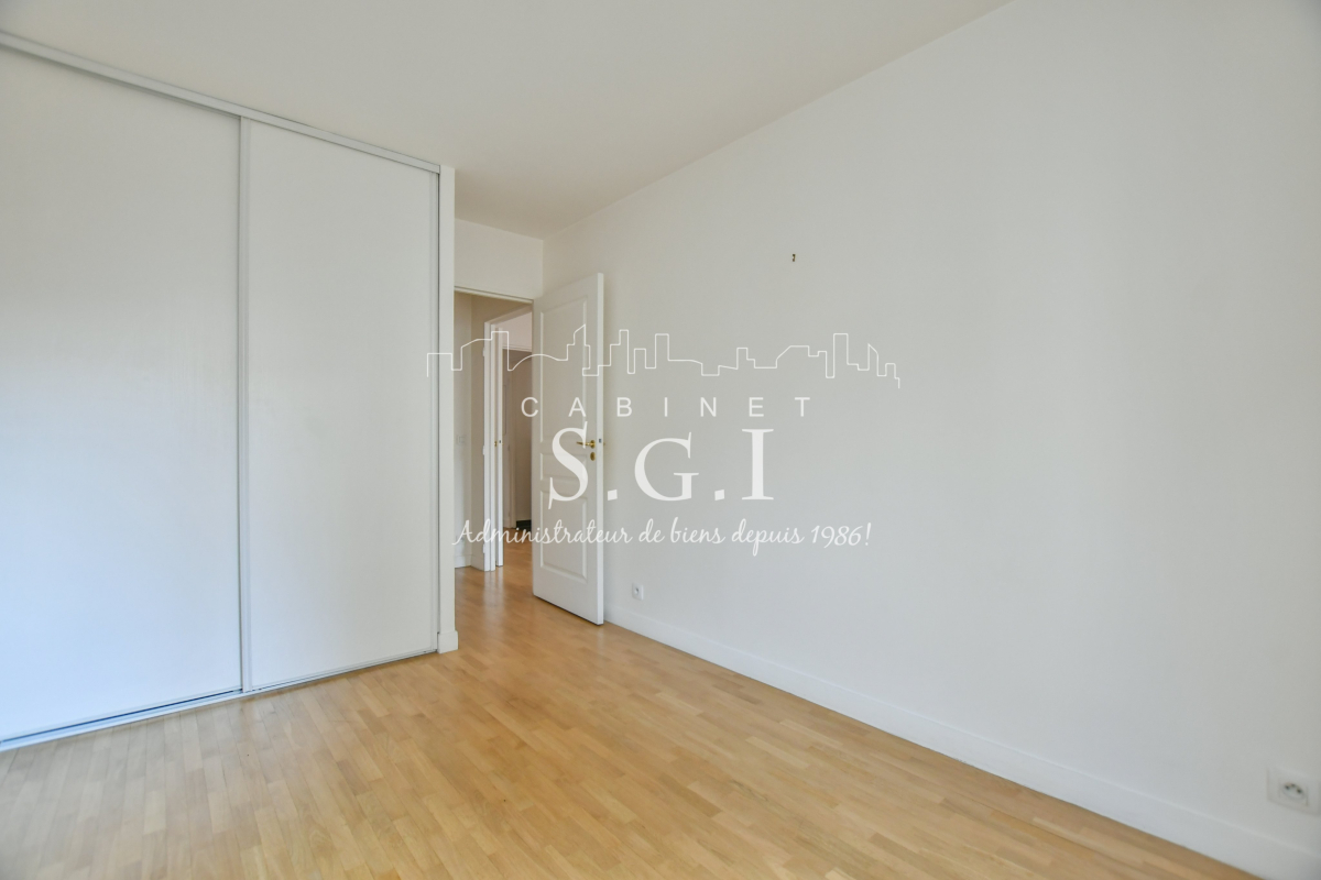 Location Appartement  2 pièces - 42.05m² 92120 Montrouge