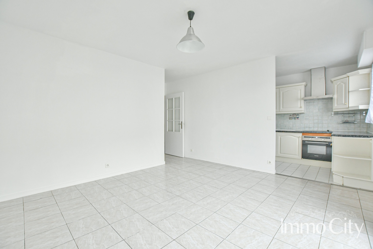 Location Appartement  3 pièces - 63.18m² 92320 Chatillon
