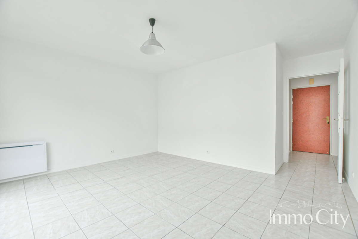 Location Appartement  3 pièces - 63.18m² 92320 Chatillon