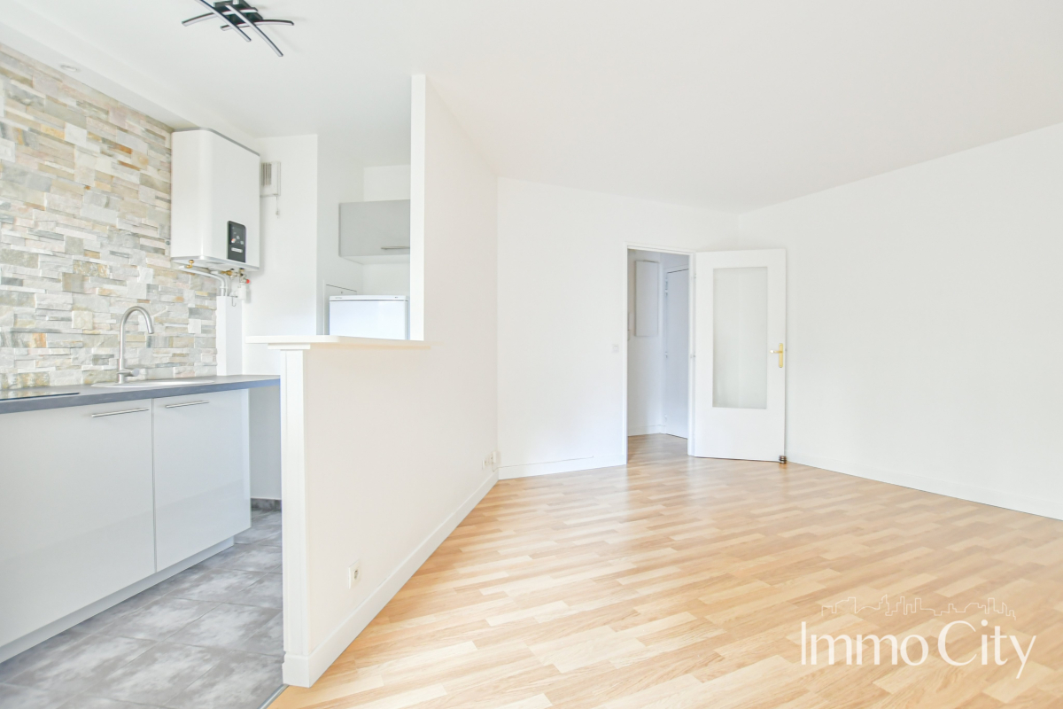 Location Appartement  1 pièce (studio) - 30.05m² 92320 Chatillon