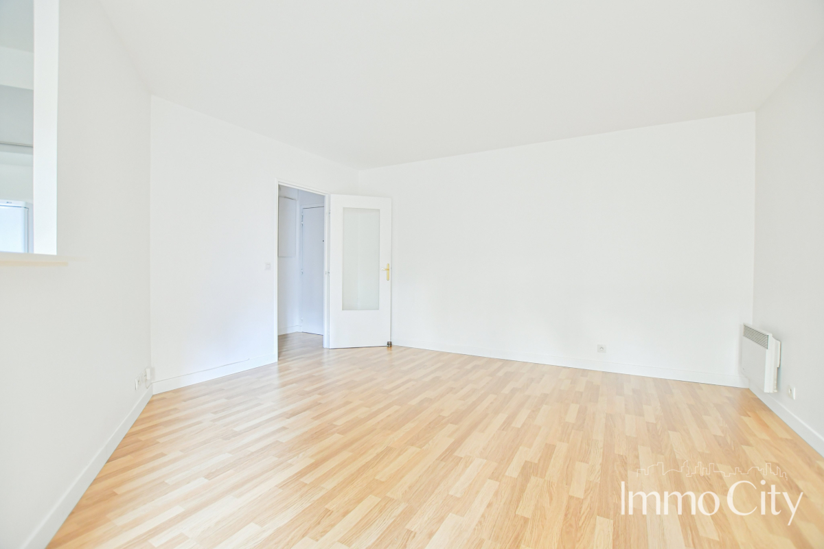 Location Appartement  1 pièce (studio) - 30.05m² 92320 Chatillon