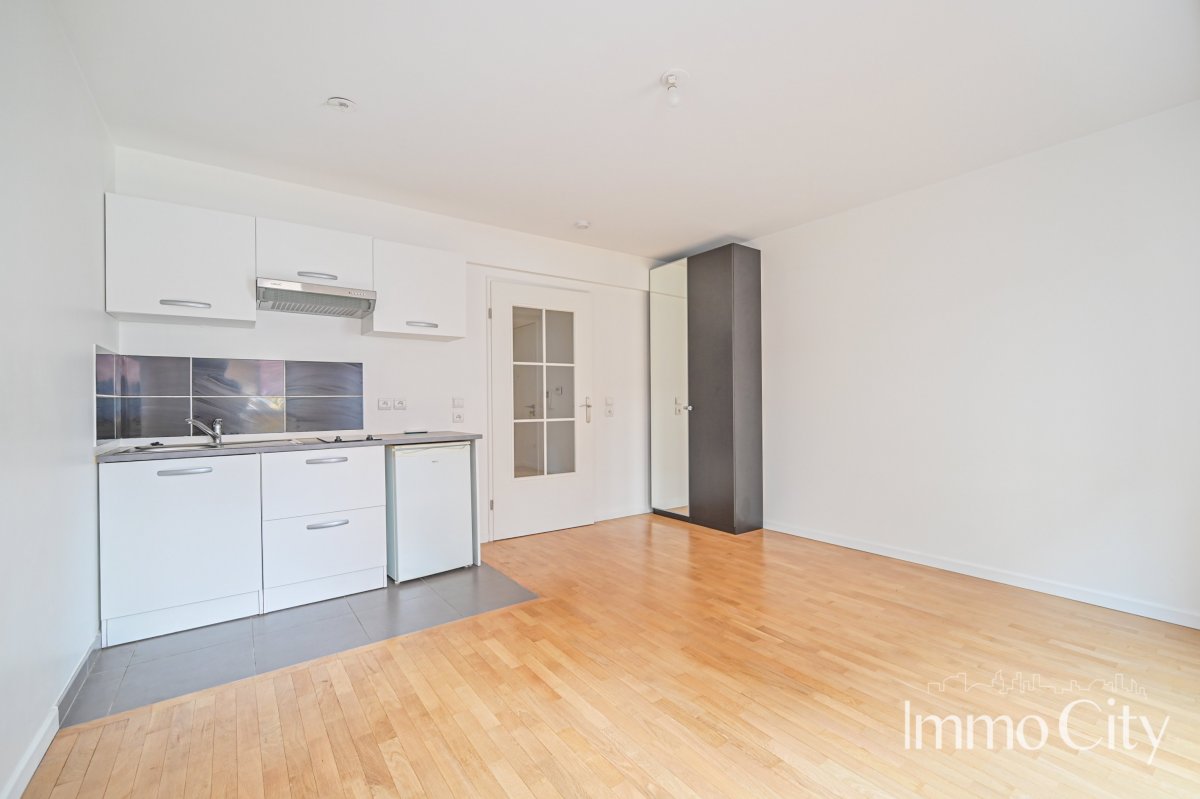 Location Appartement  1 pièce (studio) - 26.07m² 92120 Montrouge