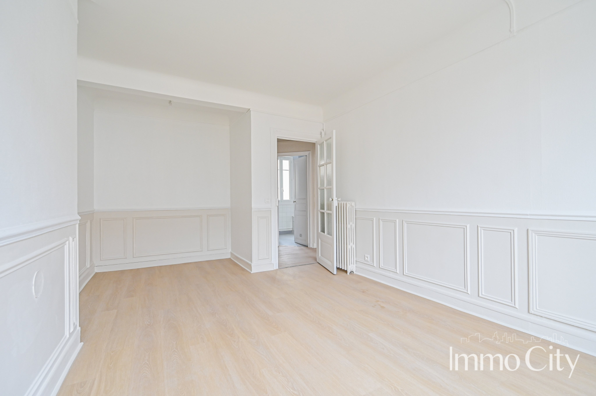 Location Appartement  2 pièces - 50m² 92120  Montrouge