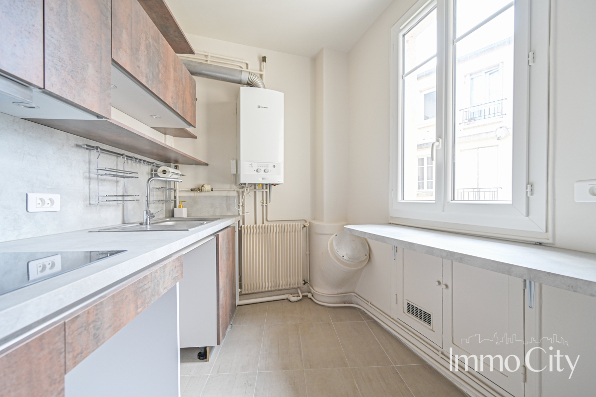 Location Appartement  2 pièces - 50m² 92120  Montrouge