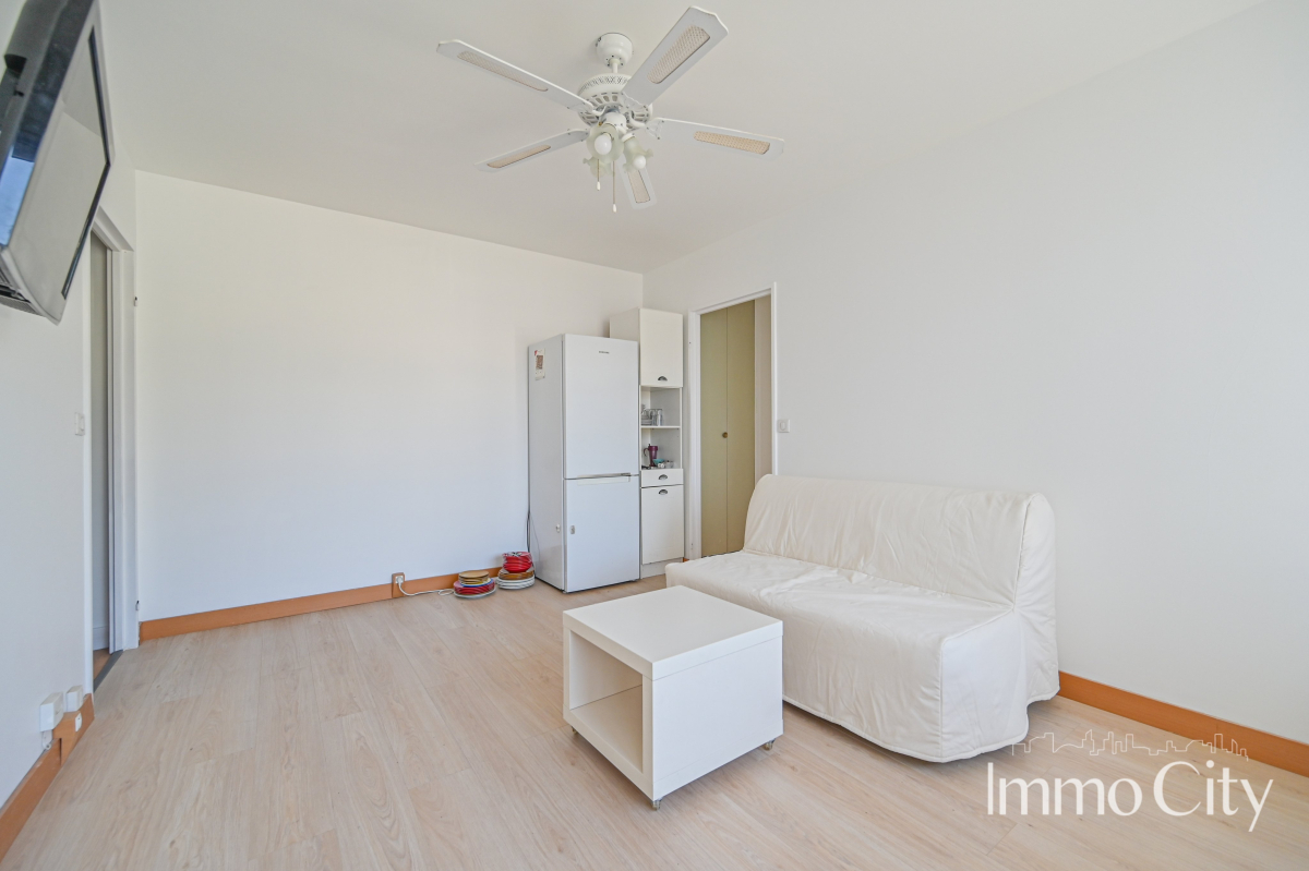 Location Appartement meublé 2 pièces - 34.44m² 94250  Gentilly