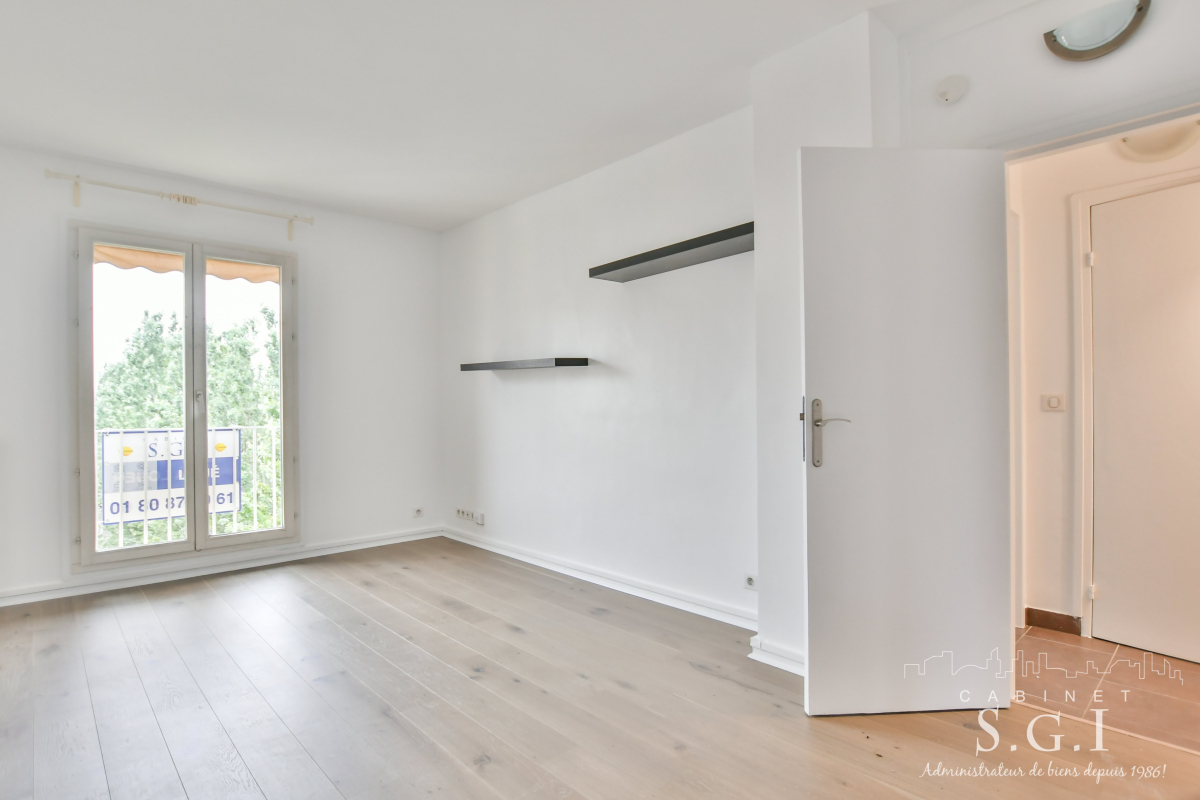 Location Appartement  3 pièces - 55.48m² 92120 Montrouge