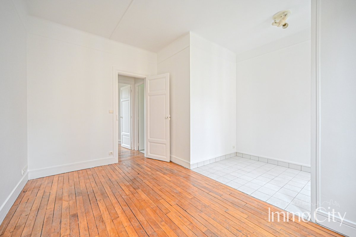 Location Appartement  3 pièces - 47m² 92130 Issy-les-moulineaux