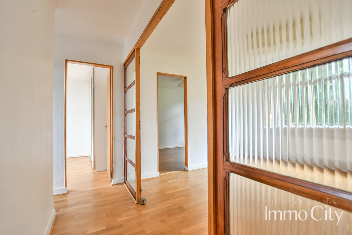 Location Appartement  4 pièces - 55.57m² 92320 Chatillon