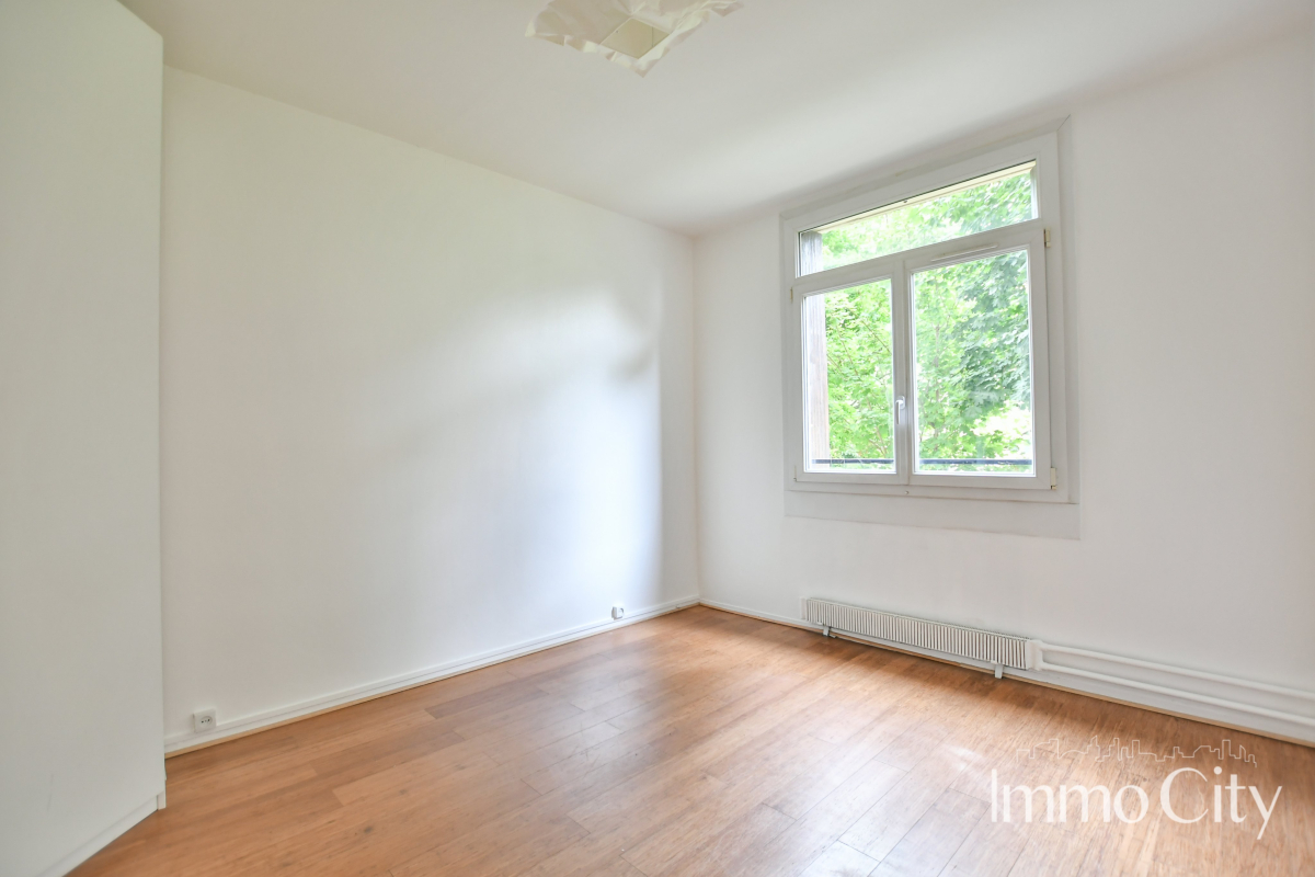 Location Appartement  4 pièces - 55.57m² 92320 Chatillon