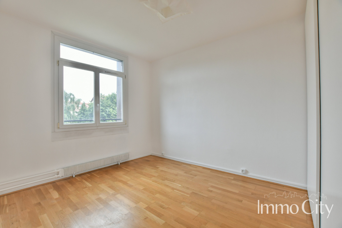 Location Appartement  4 pièces - 55.57m² 92320 Chatillon