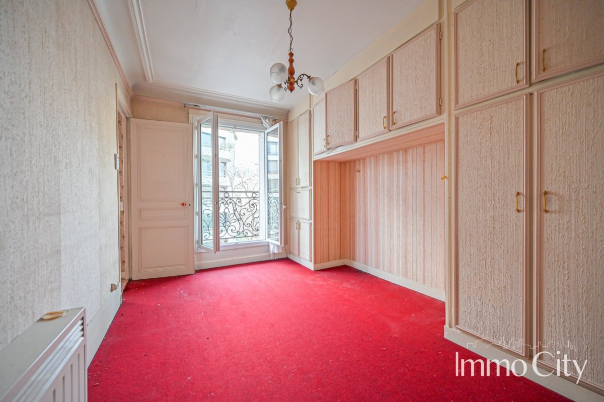 Vente Appartement  4 pièces - 76.35m² 75015 Paris