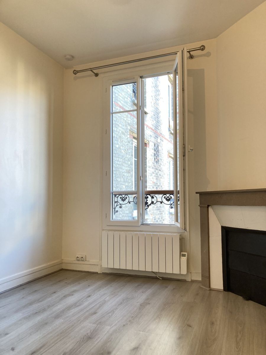 Location Appartement meublé 1 pièce (studio) - 21m² 92120 Montrouge