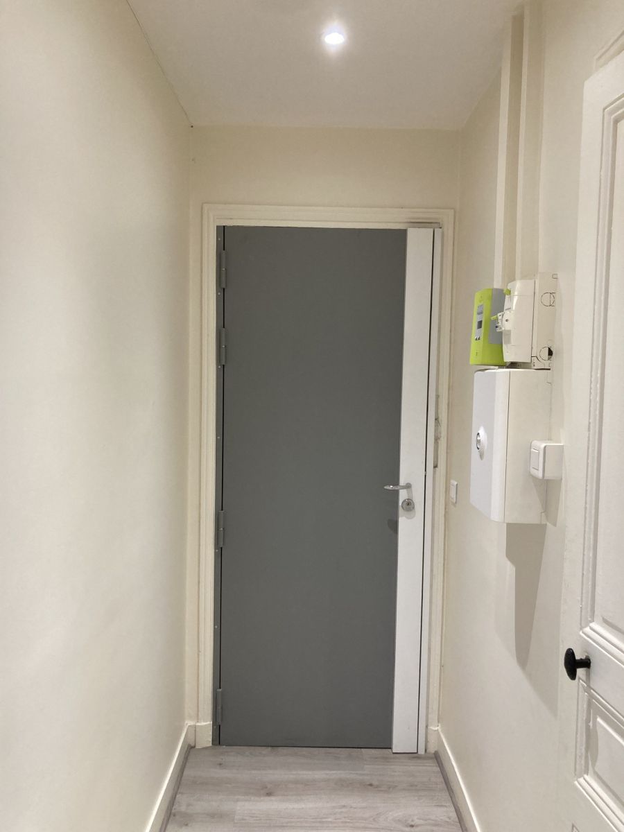 Location Appartement meublé 1 pièce (studio) - 21m² 92120 Montrouge